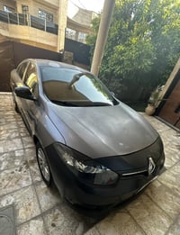 🔥– رينو فلونس 2014 بحالة ممتازة 🔥  إذا تدور سيارة مرتبة، استخدام خفيف،...