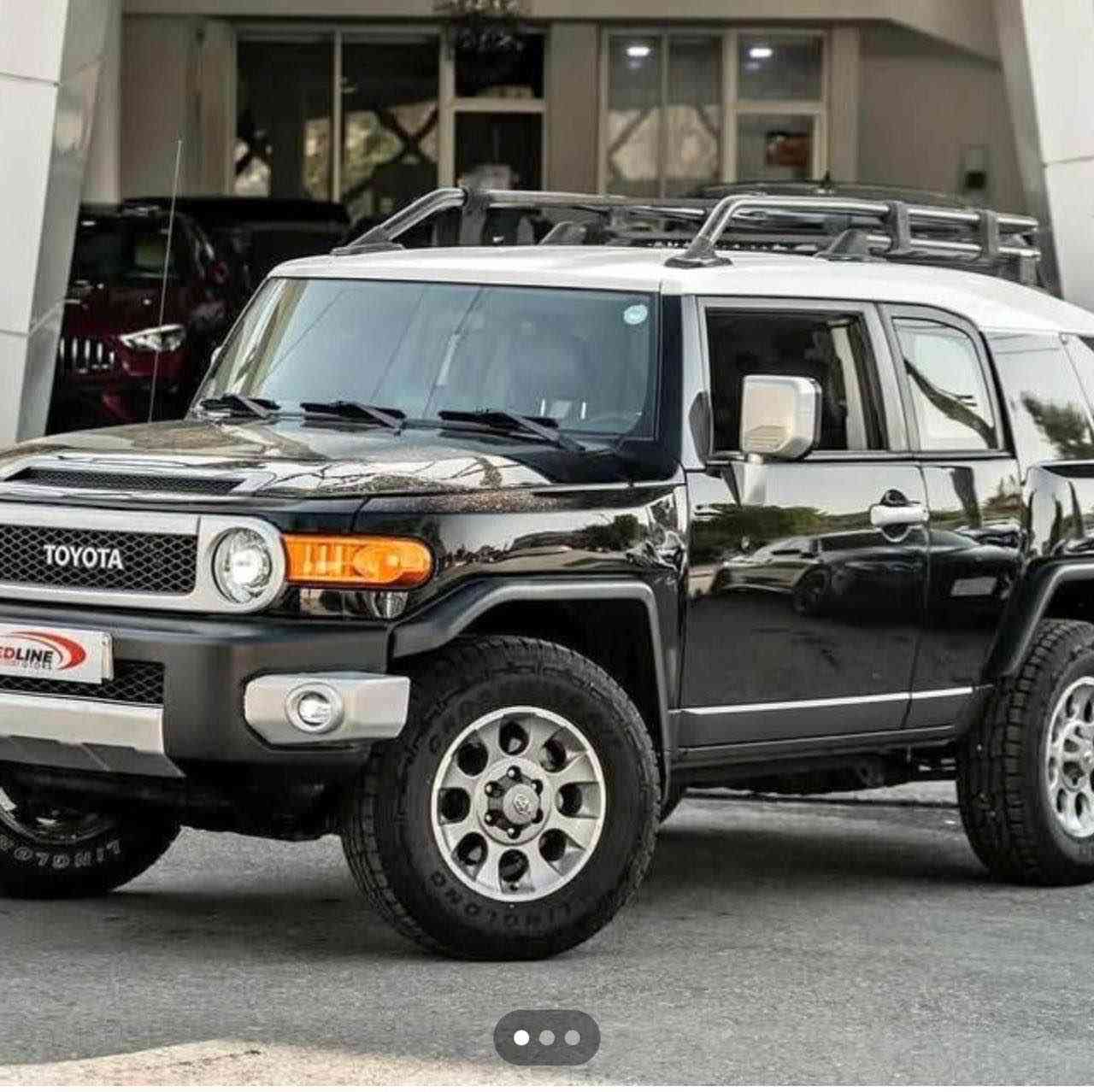 Toyota fJ crouser 2013
بۆ فرۆشتن
بێ بۆیاخ 
هەندەک ساردەکوتی هەیە رەسمی سۆنەرەکەم داناوە
گێرو مەکینەی بە شەرت
نمونەیە لە جوانی 

شوین هەولیر
***********
*********** أربيل, العراق
