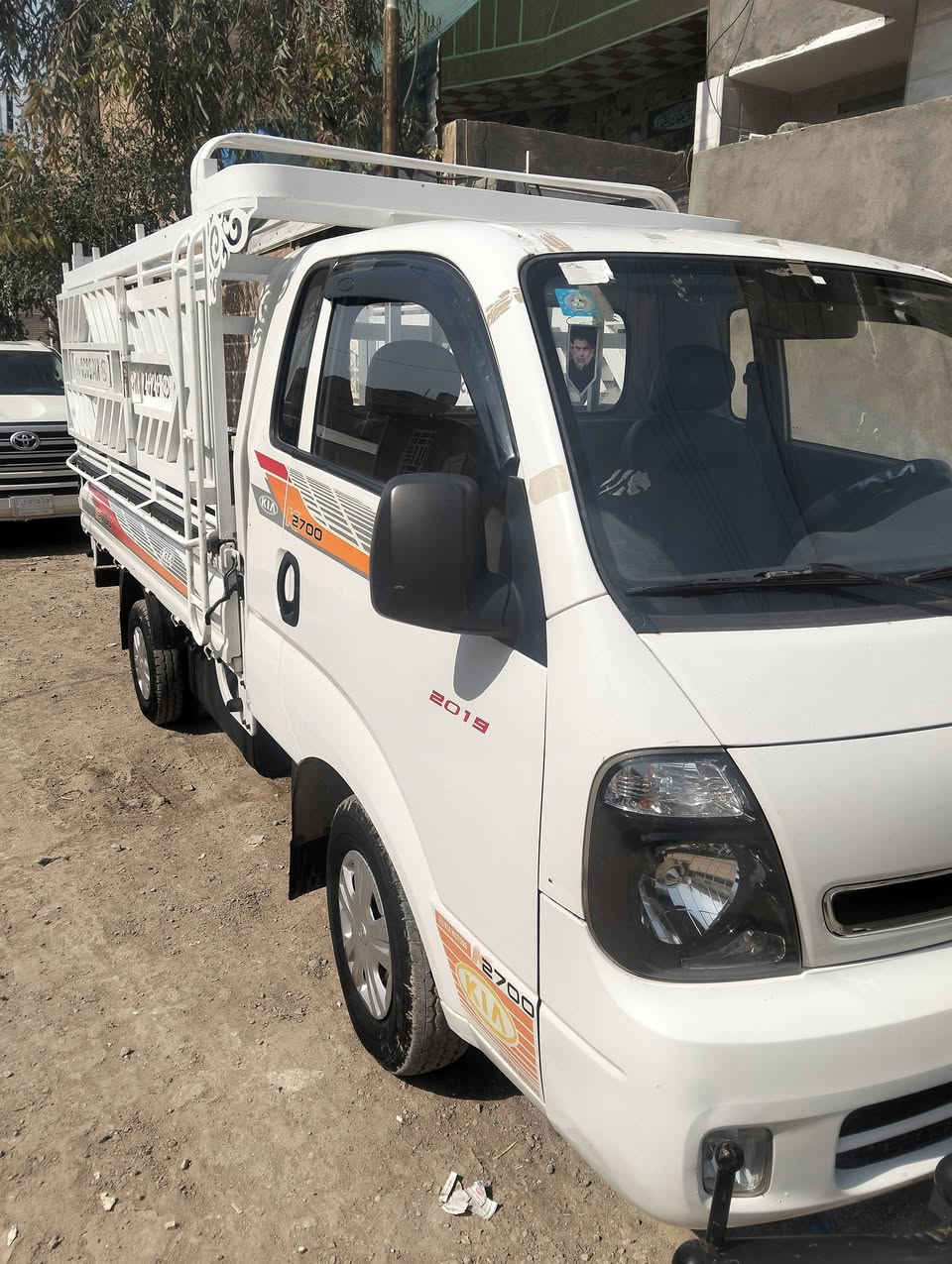 سلام عليكم كيا حمل 2017 مال بيت نظيفه جدا على الاستفسار ***********
