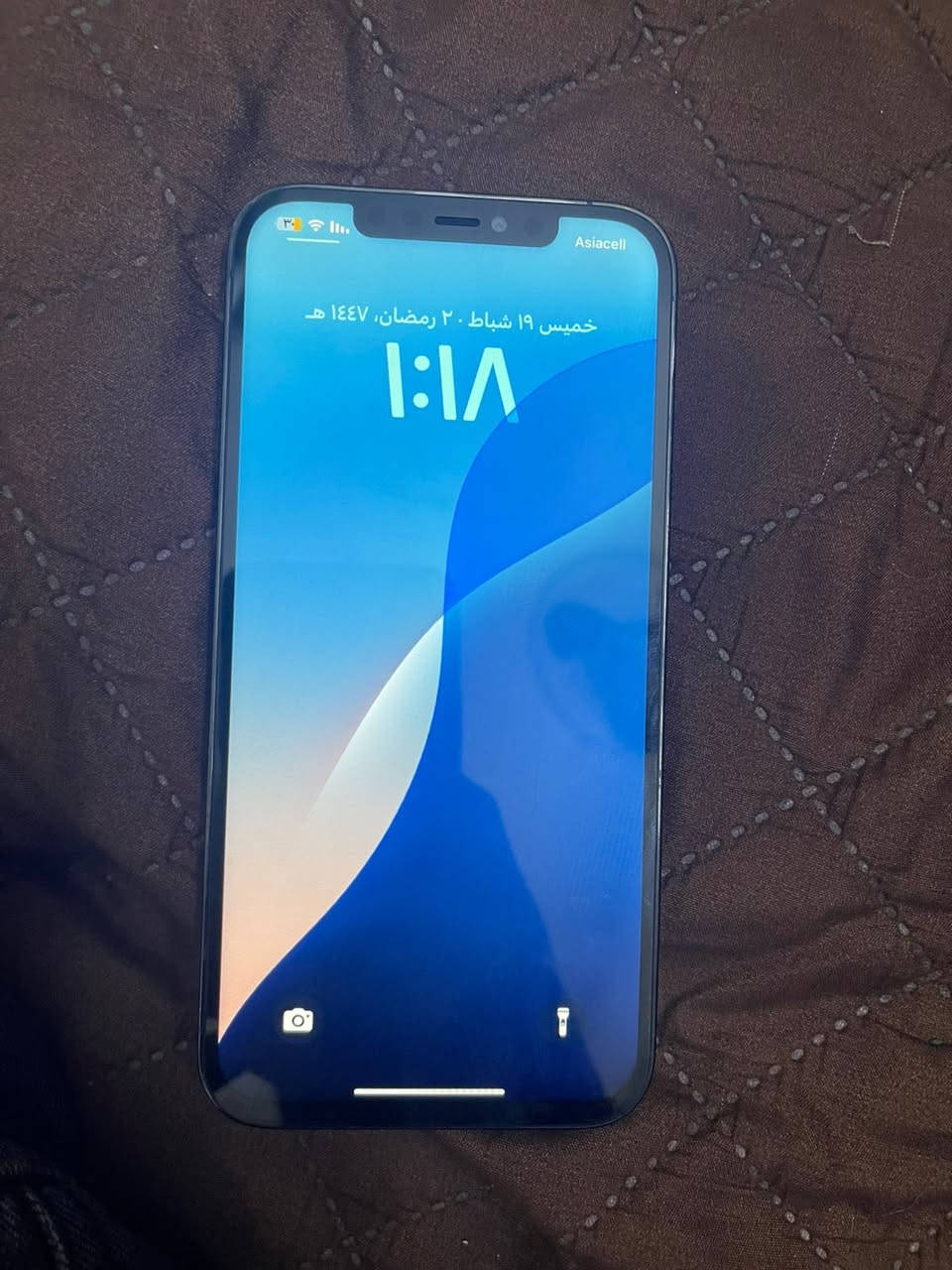 ٣٠٠قفل قفل  ١٢برو ماكس مبدل شاشه وبطاريه ***********واتساب فقط مكاني بغداد
