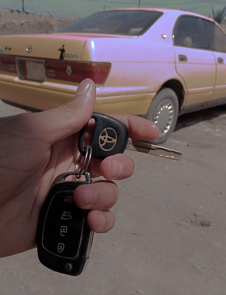 السلام عليكم بطه فصل للبيع 42وبيه مجال سياره مكفوله من ضربه والمكينه والگير
حداديه تخم تاير جديد باتري جديد 
كهربائيات كله شغاله ترايك وين ماتريد 
ناصريه الغراف  الاتصال ***********
