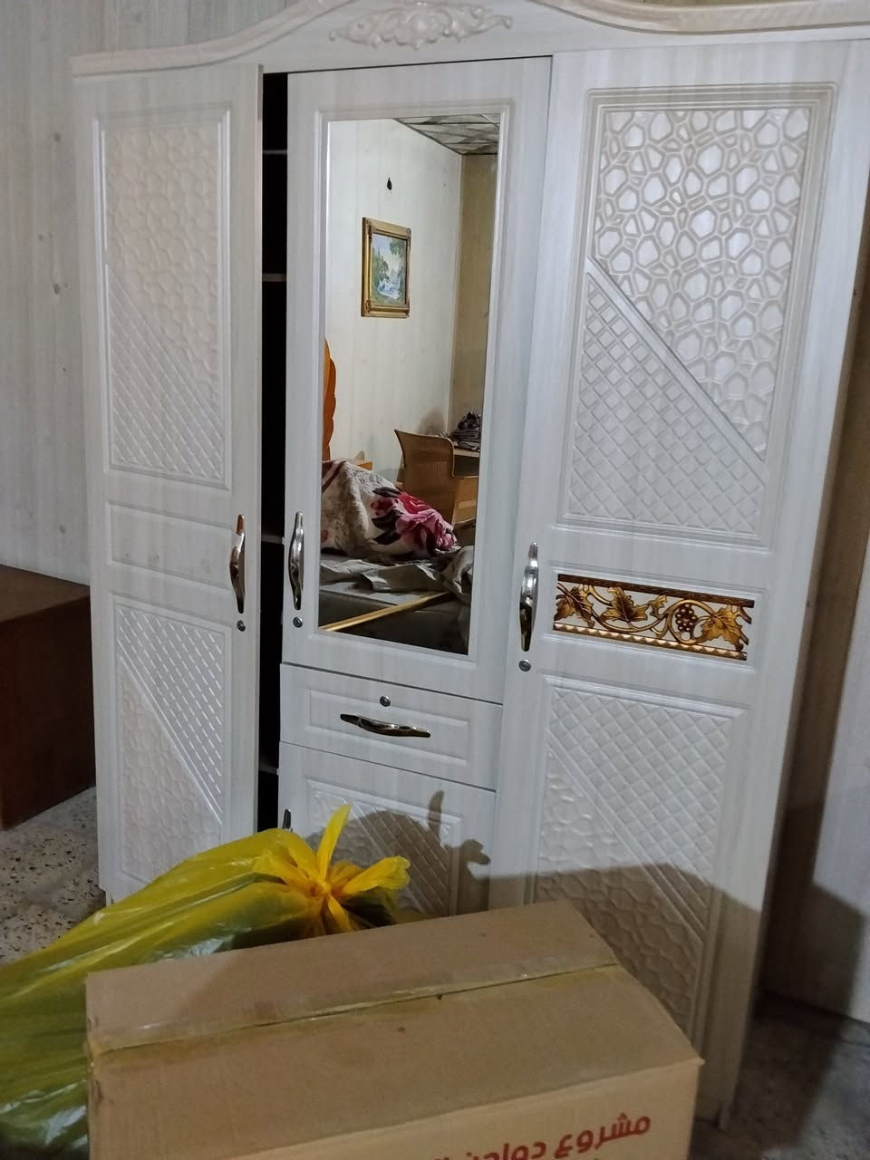 السلام عليكم تخم ديوان حطاطه عشره مقعد نظيف جدا 250 كنتور تركي نظيف ثلاثه باب 90 المكان بعقوبه حي المعلمين


**إذا كنت صاحب هذا الإعلان وتريد حذفه لأي سبب، رجاءا أرسل رسالة إلى الدعم الفني**