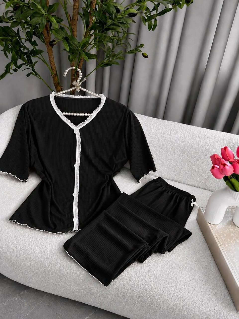 ✨ تراك نسائي بناتي سادة قطعتين ✨

لوك ناعم وأنيق يجنن 😍
راحة وأناقة بنفس الوقت بفصال مرتب ولمسة أنثوية جذابة 💕

🔹 خامة مريحة وخفيفة على الجسم
🔹 جودة عالية عالفحص ✔️
🔹 القياسات: L / XL / XXL ✔️

🚘 توصيل لجميع محافظات العراق 🚘 تكريت, صلاح الدين


**إذا كنت صاحب هذا الإعلان وتريد حذفه لأي سبب، رجاءا أرسل رسالة إلى الدعم الفني**