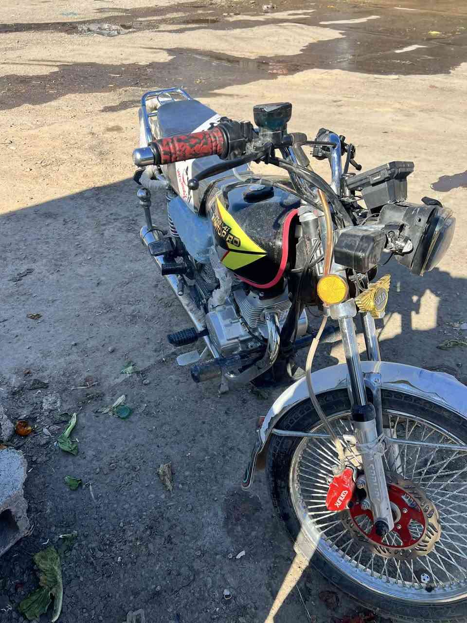 السلام عليكم 
ماطور للبيع موديل 2024
أوراق كاملة كهربائية كوله بال شرط 
رقم الهاتف ***********
