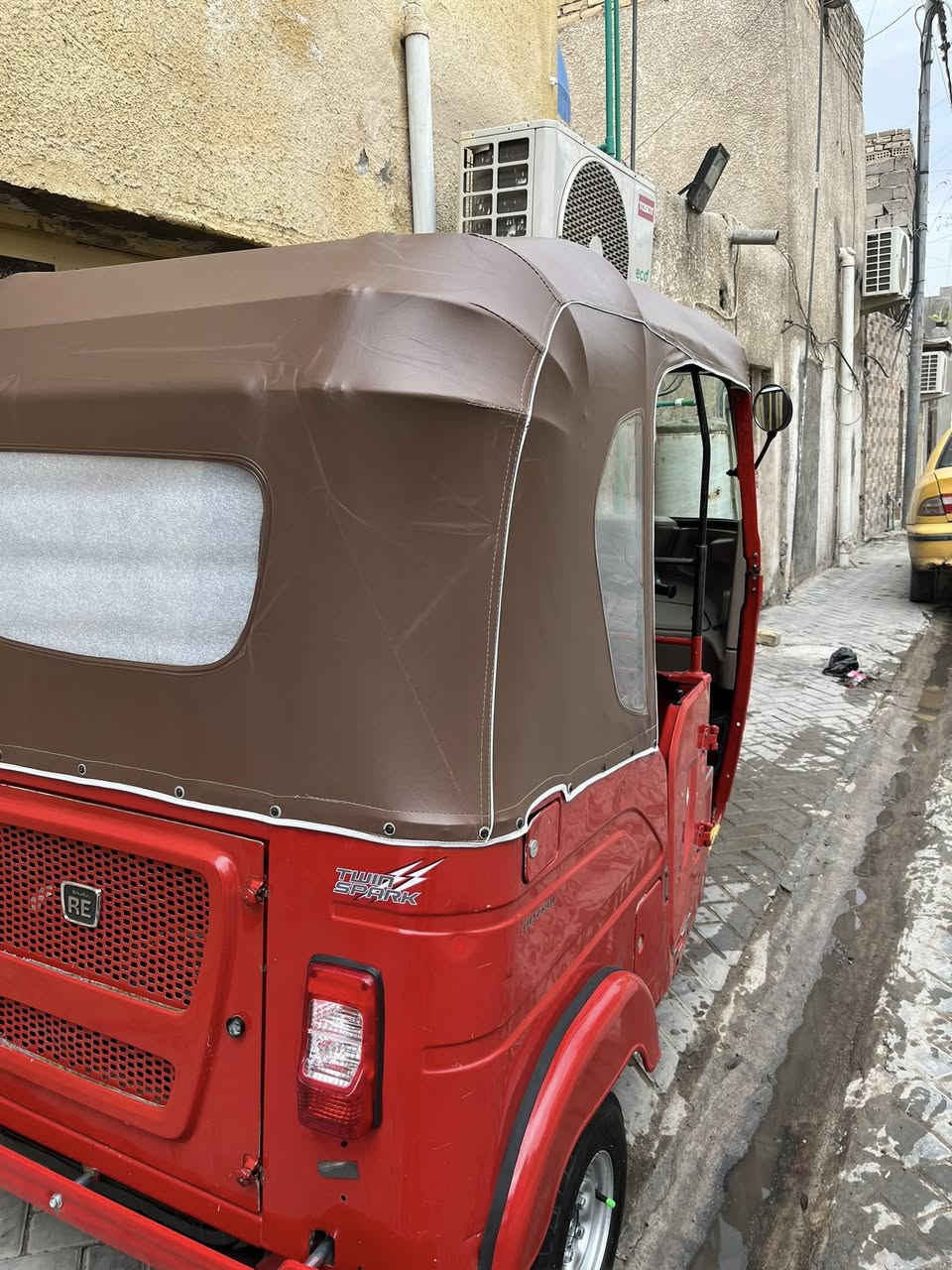 سلام عليكم تكتك موديل 22/شهر7 سنويه انكليزي. باسمي كفالة عامة جاهزة من كلشي مكاني مدينة الصدر ق٣٥📞***********
