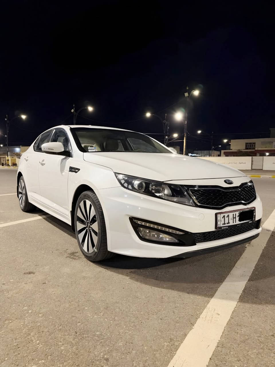 كيه أوبتما
موديل 2013 وارد خليجي فول مواصفات
محرك 2400 دوش كفاله + كير كفاله وضع الشركه 
كفاله عامه من الصبغ والبارد
تبريد قطعتين تدفئة شغال
تخم تاير جديد 
ماشيه 82 حقيقي
السعر 158$
العنوان الرمادي جويبة
***********
***********
