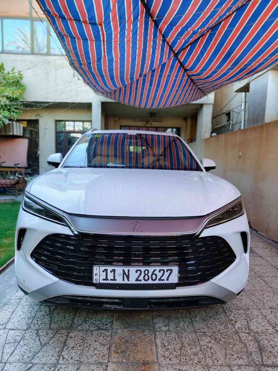 ✨ BYD سونك L
موديل 2025 ✨

سيارة عائلية (هجين DM-i / PHEV).

الموديل: 2025

العداد (المشي الإجمالي): 2,397 كم فقط (زيرو)

اللون: أبيض لؤلؤي

الرقم: رقم بغداد

المحرك والنظام: هجين قابل للشحن (Plug-in Hybrid) اقتصادي جداً وعملي

شاشة داخلية ذكية تدعم التحكم باللمس ودوارة

مقاعد جلد فاخرة (لون بيجي)

إضاءة LED أمامية وخلفية متصلة 

بصمة ومقابض أبواب مخفية

حساسات وكاميرات لسهولة القيادة والركن

مقصورة واسعة ومريحة جداً

السونار مرفق

💰 السعر المطلوب: 27,900,000 دينار عراقي (27 مليون و 900 ألف)

📍 المكان: بغداد - العامرية

📞 للتواصل والاستفسار: [***********]
