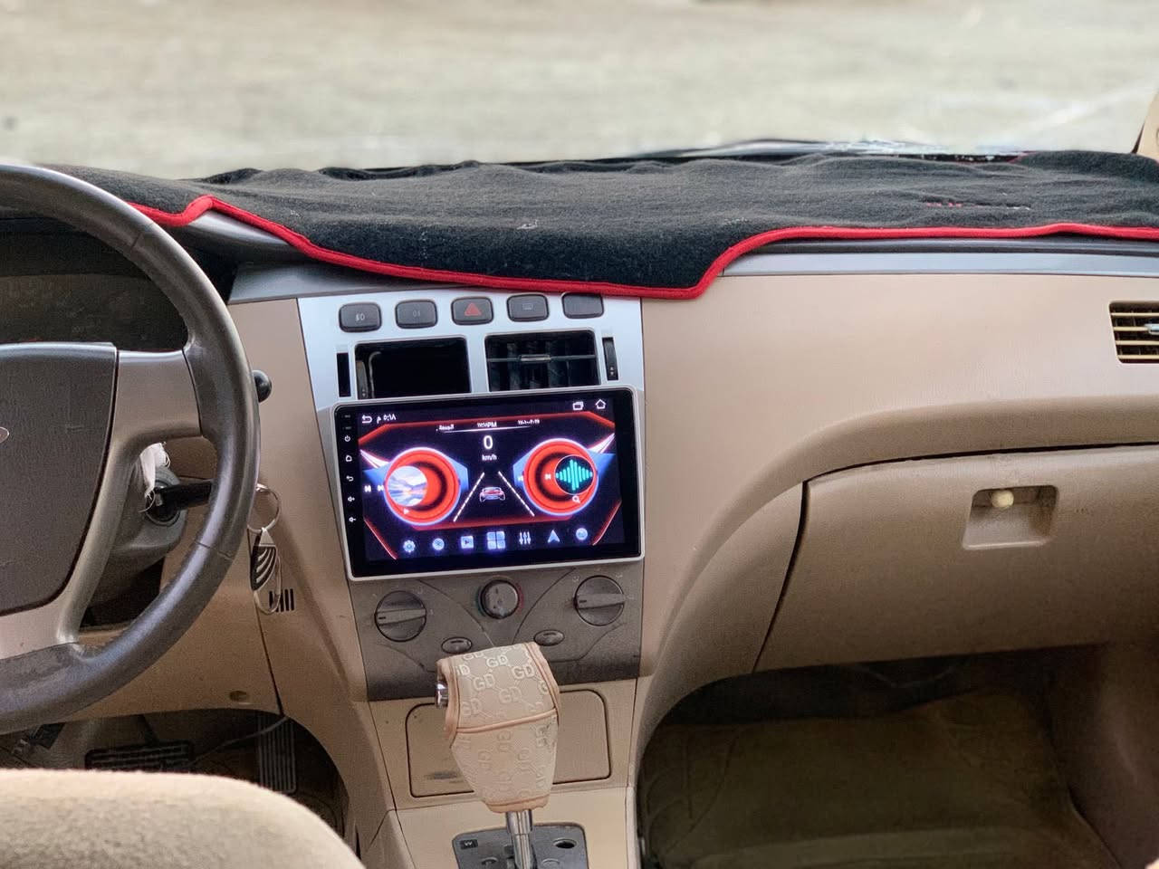 سلام عليكم سياره شيري2012سياره مكفوله كير مكينه كورله ضفيره باتري صالي 10تيام شادهن منضومه تبريد جديد وبيههه وصل مال مكينه وكير وطك كير وطلع وين ما يعجبك وشاشه سيره احله من صوره كامره دوار اسم كياس مابيههه  السعر 45عنواني واسط الكوت رقمي تصال ***********رقمي ل وتساب ***********
