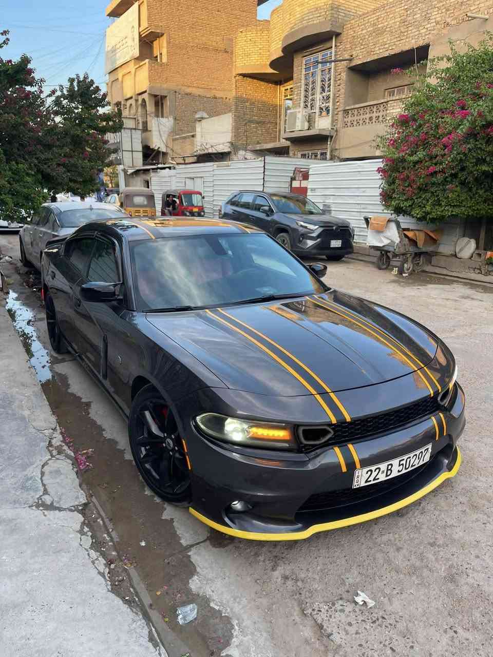 السلام عليكم جارجر موديل 17 اصل بوليسي محرك هيمي رقم اربيل
السيارة جديدة تخم تاير ادامه كامله  بيه منضومة غاز 80 غم ايطاليه باربيل شهادته وياها قطعه وحده رش بالعراق الجاملغ عكس السايق بدون ارباك وبيه منظومة زنون  ومزوده بنظام اكزوز رياضي طلقات  وصور حادثه كدامكم هي والسونار مكان السيارة رحمانية الشعله  بغداد  السعر 155$ وبيه مجال للطيبين
***********
