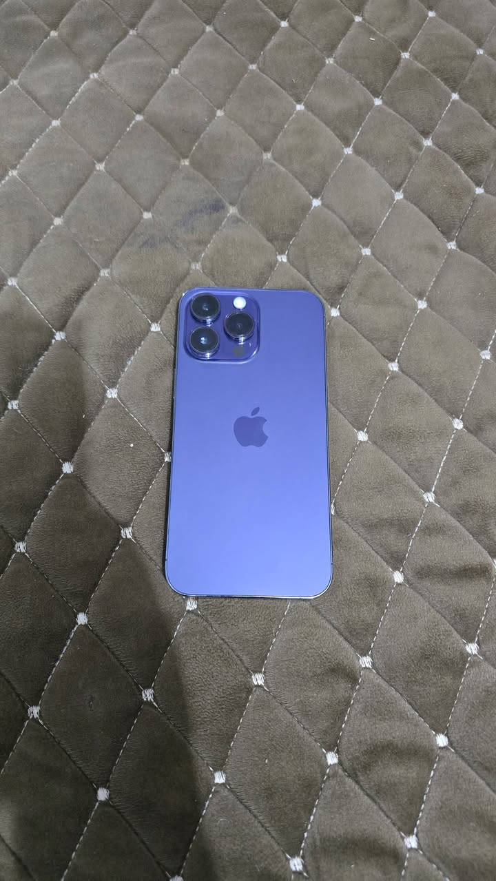 السلام عليكم جهاز 14 برو ماكس ذاكره 256 شرق ألاوسط مامفتوح بطاريه 85 اصل محدث اخر الأحداث  سعر 925 بي مجال ***********
