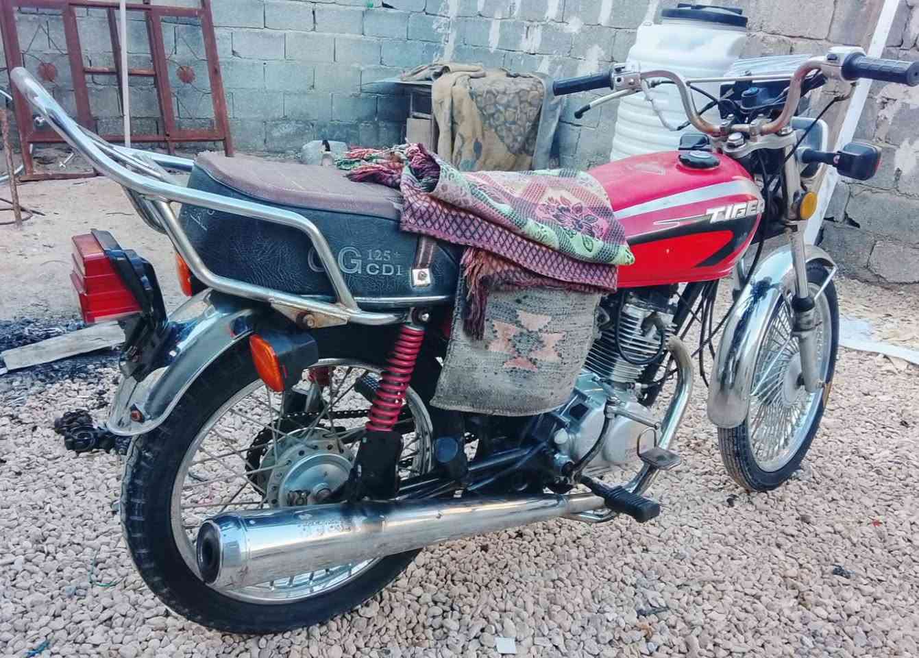 اربعه كير تايكر موديل ٢١ وراق سكنر كامله مكينه شاصي شرط الفحص كرهبايات كله شغاله مابيه اي نقص مكفوله من كلشي سعره ٣٥٠ وبيه مجال بصيط مكاني كربلاء فريحه يم جامعه شراي يتصل ***********
