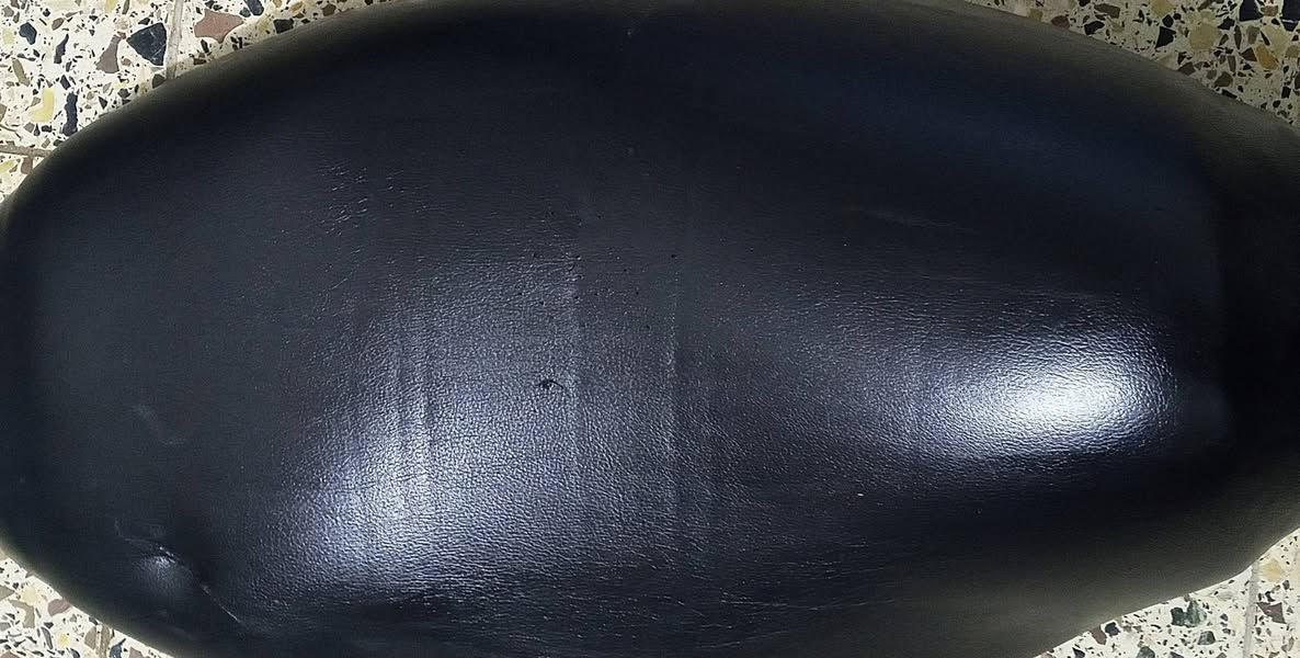 كلج سبيسي امامي ياباني بلادي 
خرز بلادي سعره 5
جنطة سبيسي مكسور مكان القفل سعرها 5
الكوت 
واتساب فقط ***********
