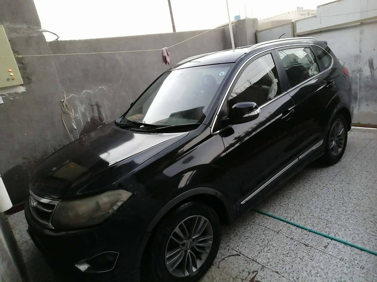 سلام عليكم سياره تيكو5 للبيع وارد خليجي موديل 2018 فول مواصفات من عده الفتحه ضرر السياره فقط بنيد مبدل وضربه اماميه خفيفه بدون تعمير رقم السياره كربلاء بسمي انكليزي باتري جديد وزوج تايرات جدد ولايت شمسي جديد مكينه 2000 سنويه لل29 مكان السياره ذي قار قضاء النصر السعر خاص راسني وبيك خير وتدلل صوره كامله خاص
#الجميع


**إذا كنت صاحب هذا الإعلان وتريد حذفه لأي سبب، رجاءا أرسل رسالة إلى الدعم الفني**