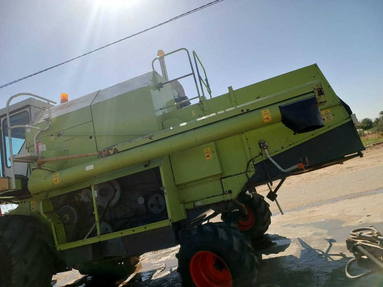 حاصده كلاص للبيع موديل 99 رقم اربيل فول مواصفات 4 بلم اوربيه مشتعله موسم واحد بل عراق مديومه زاهزه لشغل شرط مكفوله عام شرط شركه تصل ***********
