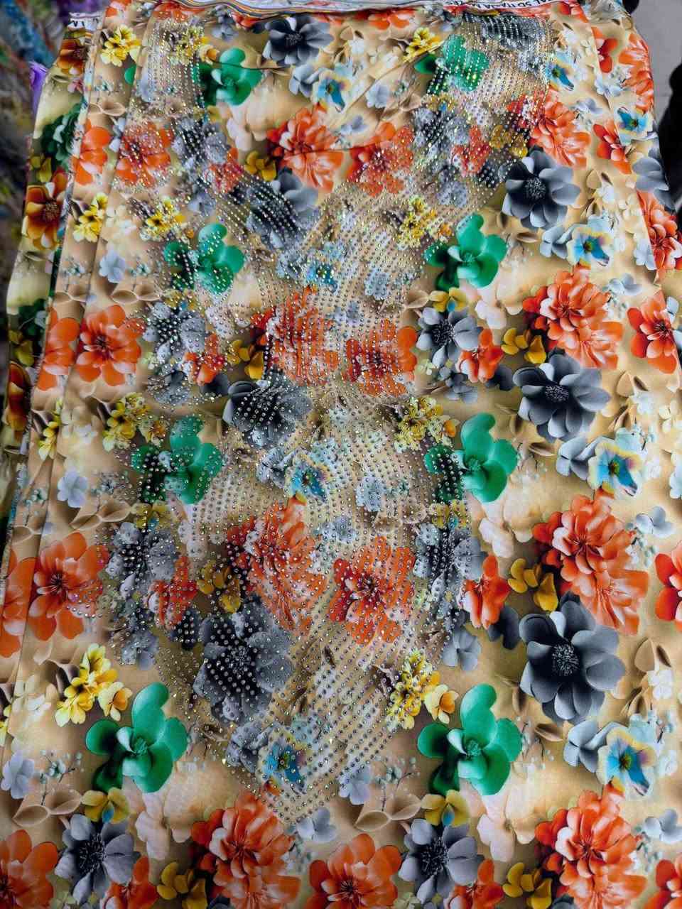 مخور رمضاني موديلات جديده 🌺
خاصة للفساتين والدراعات ودشاديش رمضانيه 😍

والسعر جدا مناسب قطعه فقط ب 10.000 

قماشه كشمير 3D الاصلي مابي لايلون 
القطعه مترين ونص مطرز صدر وردن ستراس حراري الاصلي 
توصيل لجميع المحافضات 5.000 
متوفر جمله ومفرد كميات


**إذا كنت صاحب هذا الإعلان وتريد حذفه لأي سبب، رجاءا أرسل رسالة إلى الدعم الفني**