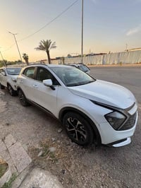 سبورتج خليجي ابيض موديل ٢٠٢٤ ماشية ٣٩٥٠٠ اربيل  مكفولة من كل شي  السعر...