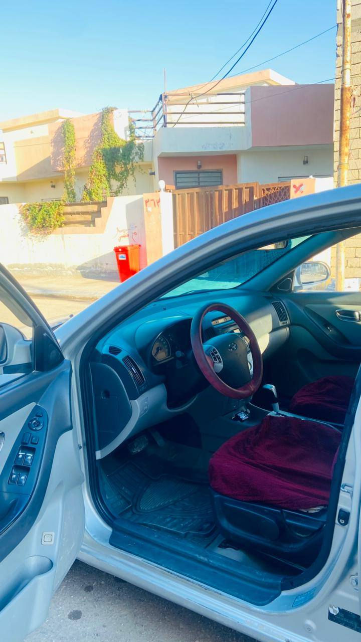 السلام عليكم النترا للبيع
مديل 2008 رقم انكليزي بسامينا كير جديد
محرك نضيف بي بخار صدر جديد تخم تاير جديد
ضررها جاملغ مبدل بلاد ونص باب السايق من اليده وجوه
السعر 97وبيها مجال بصيط مكاني تكريت والديوم ***********
