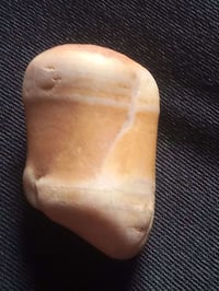 حجر • للبيع • منو شتري