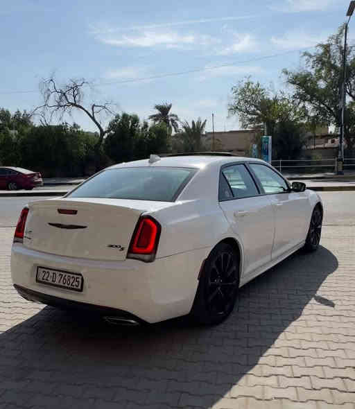 اوباما موديل 2021 
رقم اربيل باسم شركه سنويه لل 27 
مكينه 5.7 ماشيه 43 الف 
فول 1/1. بانوراما رادار امامي 
كشنات تبريد تدفئه لايت عدسه 
حساسات امامي خلفي. ماسحات اوتو 
دمام خلفي خزن ميموري كشنات ستيرن كهرباء 
وباقي المواصفات المعروفه. 
وارد امريكي ضرر قطعه وحده بنيد محدث 
وبالعراق صار بيها بارد 
مبدل دشبول ودركه جدد سستم ايرباك راجع بلاد
  295$ 
***********
