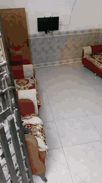 للبيع بيت ٩٠م طابقين زراعي بين الدوره بين لصحه وشارع ٦٠ ٣غرف نوم الواج...