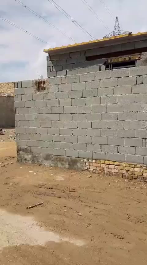 السلام عليكم 
بيت للبيع #مساحه 100متر بناء درجة أوله ومرتب غرفه و صاله و مطبخ استقبال صحيات ادخل وخارج عوزه كهرباء ولبخ الداخل 

العنوان شارع الصب مقابل قريه الغدير بشارع المطحنه 

#السعر 18وبيه مجال 

 #اتصل عل رقم فقط ***********
