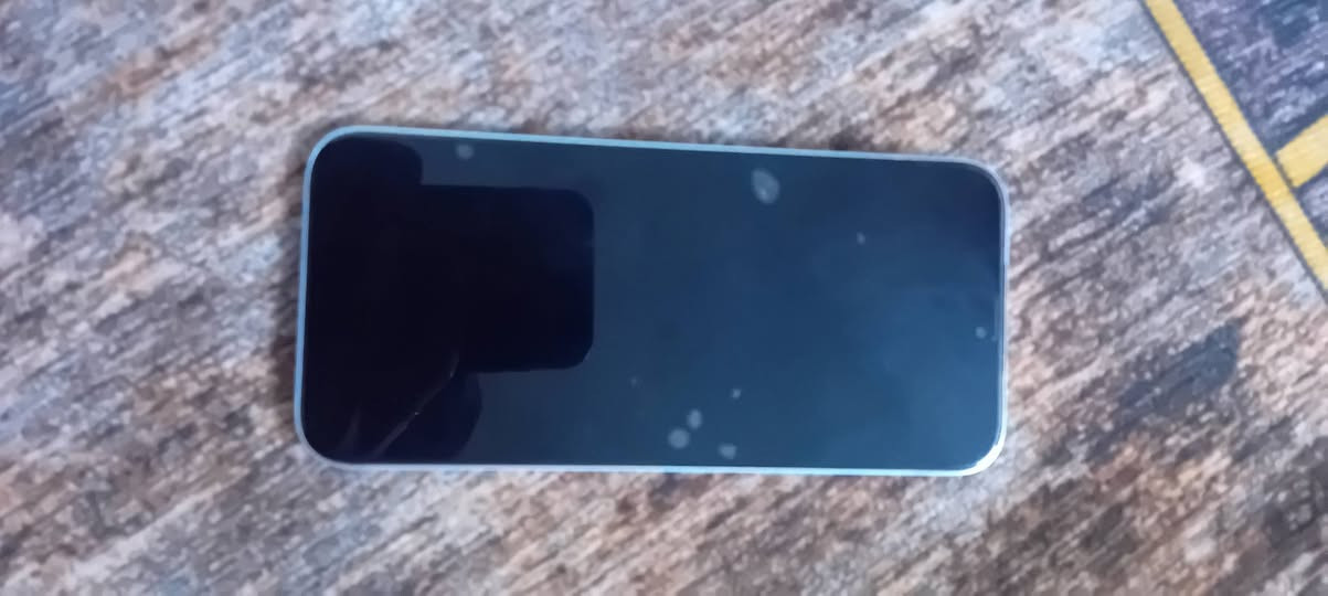 هونر x 8 A
ذاكره ٢٥٦ خير من الله بعده جديد 
كارتونه موجوده مالته صار فترة من خذته 
السعر ٢٥٠ وبي مجال حك جيه بغداد العبيدي
*********** عل خط فقط متواجد

