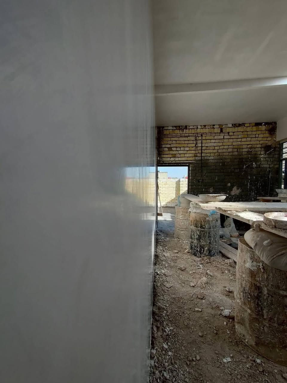 سلام عليكم لباخ شغل درجة الاولى لبخ داخل وخارج لبخ وجهات لحديثه والديكورات فوم سقل طلس دوكرات بلسمنت استفسار ***********
