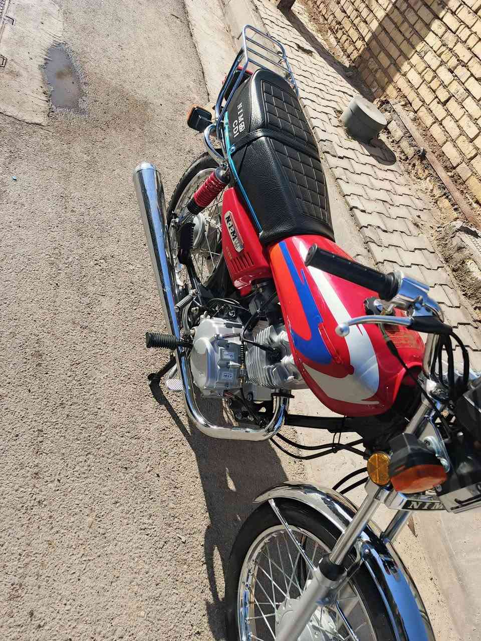 دراجة سكنر مديل 25  السعر 700.وبيه مجال ***********
