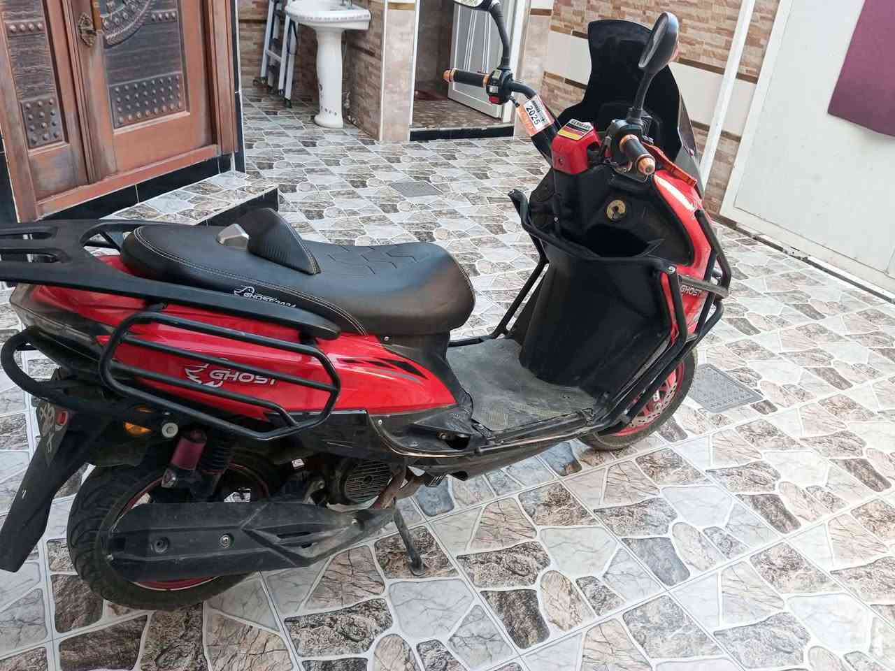 سلامو عليكم دراجه للبيع سكنس فحل
نضيفه دراجه مفوله دراجه بيه نواقص بصيطه تفاصيل خاص 
سعر 500 وبيه مجال لشراي عنواني بعقوبه متواجد خاص


**إذا كنت صاحب هذا الإعلان وتريد حذفه لأي سبب، رجاءا أرسل رسالة إلى الدعم الفني**