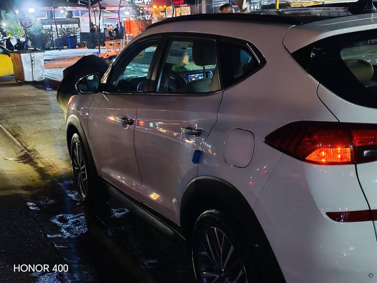 السلام عليكم
سيارة توسان 2020 خليجي 
 لون ابيض وكالة الكاصد
مواصفات فول الفول 1/1
المواصفات
بانوراما
بصمة
كشنات كهرباء كامله 
دبل ليد امامي 
ليد خلفي
خمس عدسات
شاشة لمس
نفكيشن
كاميرا دوارة 
اشاير بالمري
مري شفط
كلوبات ترحيب
الداخل كله صاج + دشبول 
4 أبواب صاج
الأرضية جلد
مدوشمة كاملة السيارة 
سايد بريك بالقدم
4 أنظمة للقيادة
نظيفة بمعنى الكلمة جدا
رقم بغداد ماشيه 75 الف حقيقي
سيارة مكفولة
السعر 225 وبيها مجال
فقط اتصال ***********
اذا ما عجبك المنشور صلي على الحبيب وتبسم
