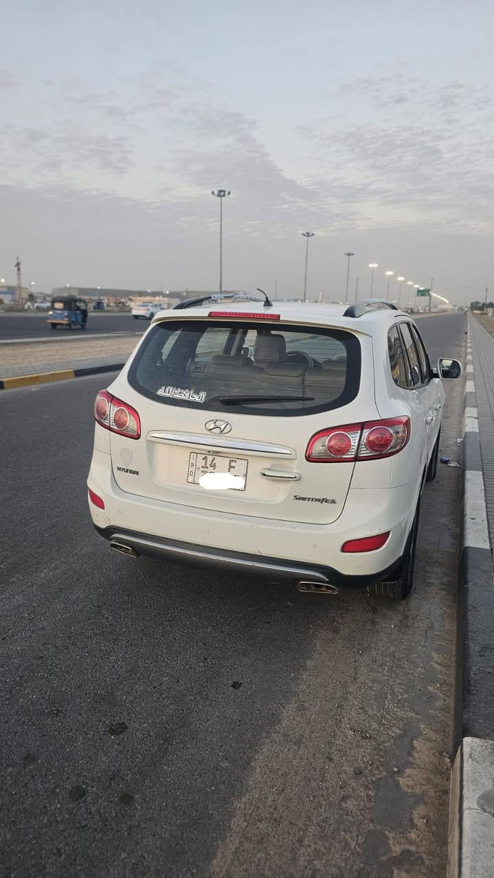 سلام عليكم سنتافي ٢٠١٢ رقم بصره نكلزي ١٤ بسمي  تحويل مباشر 
خليجي سياره كفاله عامه  لا ضربه ولا صبغ ولا تبديل  بيها سونار سياره وأخذ افحص وين ما يعجبك مال جناي 
فول مواصفات  شاشه فتحه بصمه كشنات امامي كهربائي كشنات جلد تبريد٣ قطع محرك ٤ سلندر لا تنقيص ولا تبخير حداده تخم تاير  مكاني بصره شط العرب الصالحيه  السعر ١٥٥ وبيها مجال
الشراي يتصل وانا خادم 
 ***********
