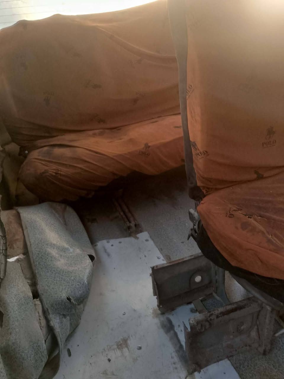 السلام عليكم كيا بستا للبيع موديل 93 ابيع على ضربتها كير مكينه اكسن جدد سلف دينمو باتري جديد تخم تاير جديد الضربه مالايحه الشاصي بس الصفحه رقم الماني بابل ابيع هل موجود السعر 13 وبيها مجال المكان حله ***********
