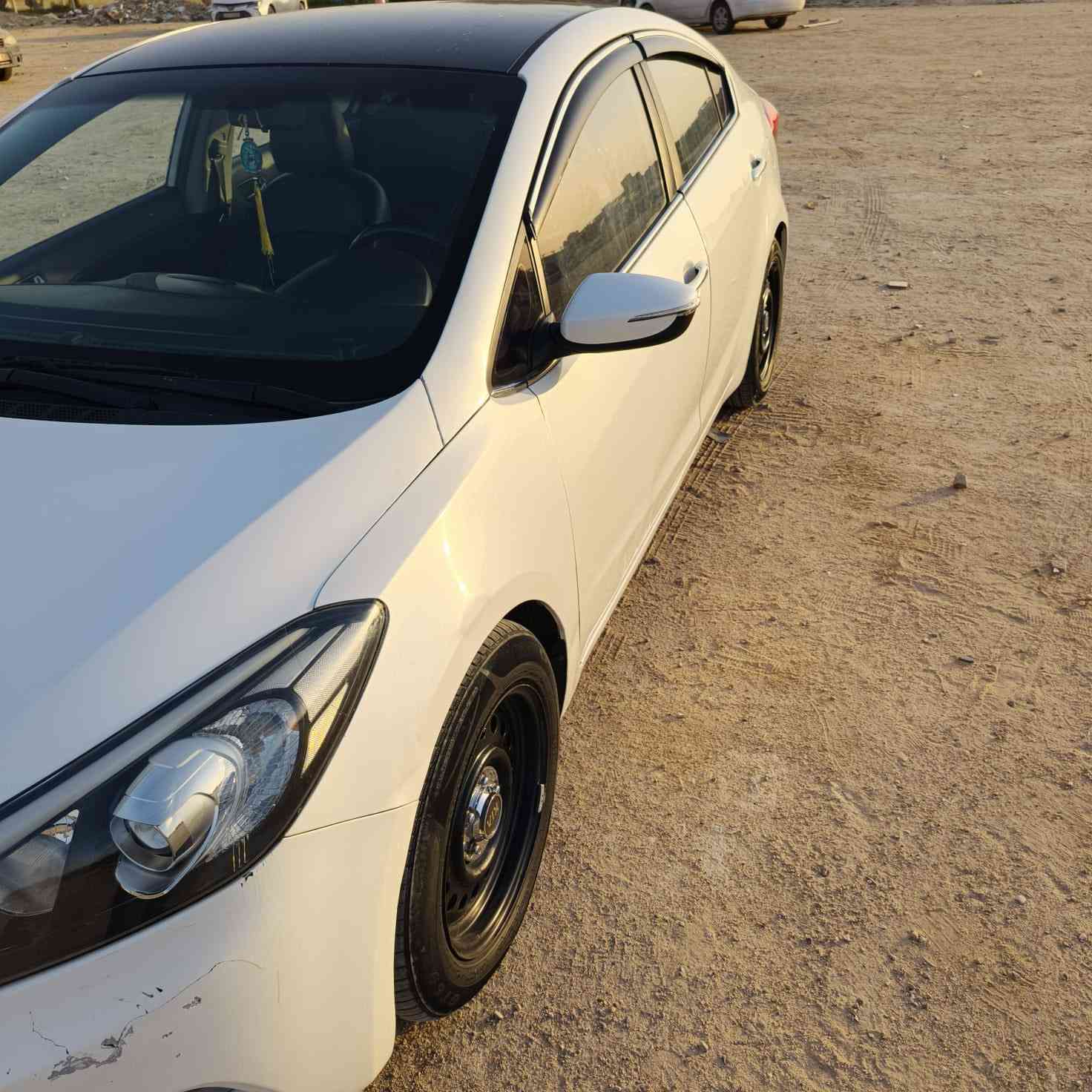 السلام عليكم السلام عليكم
الاول مره اقره منشور عدل 
1_سياره ادوات ادوات ادوات
2_سياره سيراتو جديده مديل 15
3_كهربايئه كله شغال 
4_مكينه كير حداديه مكفوله 
_ تبريد ثلج ثلج 
5_تخم تاير جديد كشنات تتفه جدده
6_سياره رقمه اربيل 
—كصه جنطه كصه جنطه
__سعرهـ 51 وبيه مجال 
مكاني النجف
 رقم موبايل

‭0778 249 5901‬
