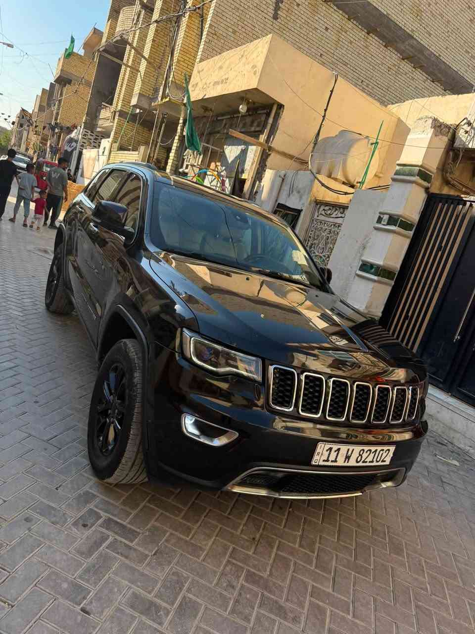 جيب موديل 14 خليجي  بيها بابتين مبدلات وجاملغ صبغ وقبق الجنطه بانزين كله عادي سياره فور ويل شفتات ستيرن داش كام شادلها  فتحه تبريد ثلج رقم بغداد بسمي 
سعر 160 وبيها مجال قليل لل الاستفسار ***********
