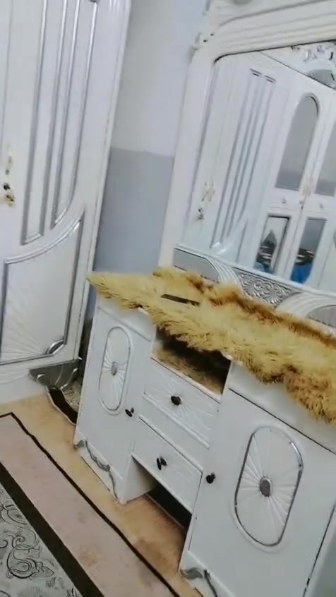 المكان بغداد مدينة الصدر منطاقه الحميديه شارع المعسكر  غرفه صاج بعده جديه سعره 650 وبيه مجال بسيط @إشارة


**إذا كنت صاحب هذا الإعلان وتريد حذفه لأي سبب، رجاءا أرسل رسالة إلى الدعم الفني**