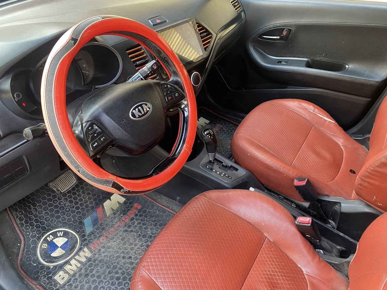 بيكانتو 2013 فتحه جلد مري شفط سياره جاهزه بيه رشات صبغ السعر 82 بيه مجال مكاني بغداد الكرخ رقم اربيل سنويه جديد 
***********
