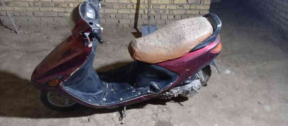 سلام عليكم دراجه فراشه للبيع دراجه كهربايات شغاله كله سلف هورن اشاير  لايت بس الباتري هابط    الدراجه شغاله بس بس كايمه  تشتغل بس عوزه تجفيت مكان سوق الشيوخ ناحيه الحكيكه سعر 190وبيه مجال حك الجيه وذا اكو ايراني اراوس وطي فرق 
-وهاذا رقم بيه واتساب ***********
