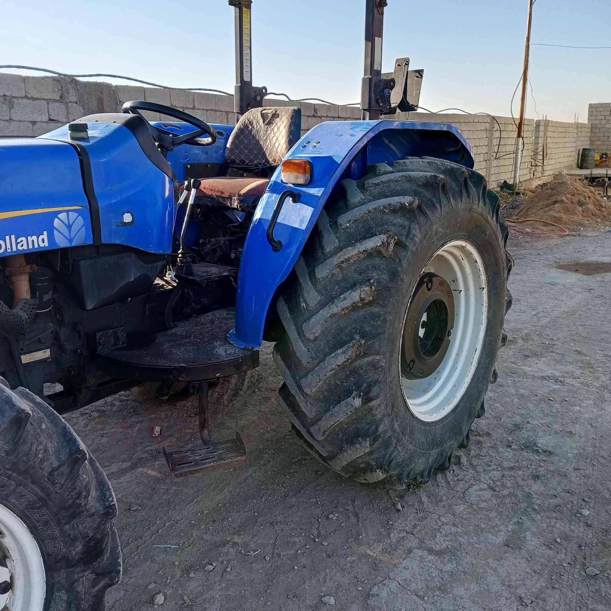 مكينه نيوهولند موديل١٤ كتاب شركة كير ومحرك وكسل السعر ٢٢وبيه مجل المكان ابو غريب سريع الرضوانيه اخوان/ مكلف بنشر رقم صاحب المكينه ***********/***********
