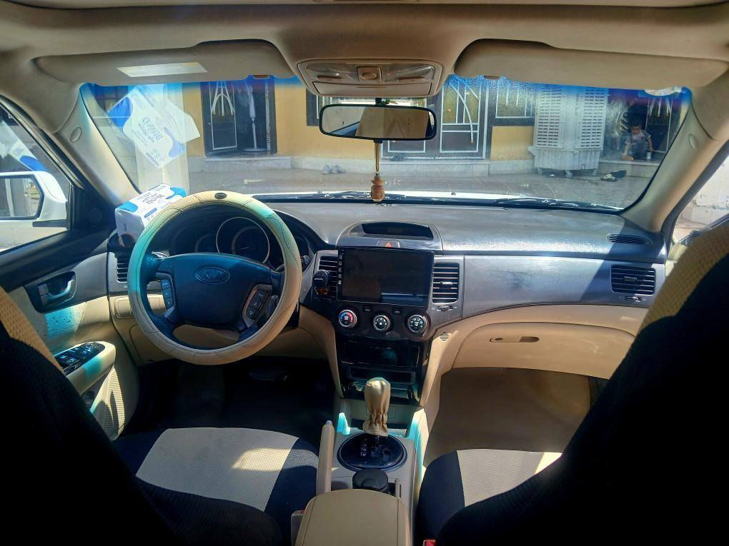 سلام عليكم كيا اوبتما 2010  خليجي للبيع السياره فول عده البصمه فتحه حساسات برده خلفيه 5 تجاوي الضرر 3 قطع صبغ بدون دواخل سياره بسمي رقم بغداد السعر 120$ بيه مجال  مكان السياره واسط العزيزيه للاتصال بالرقم  ***********
