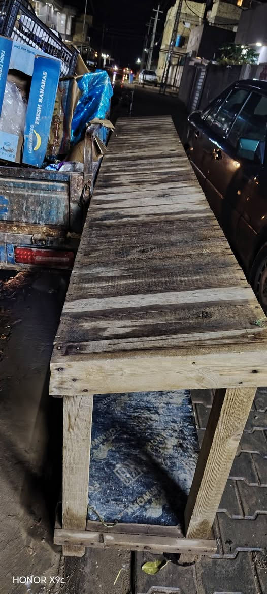 ميز مال مخضر للبيع سعره 40 مجال متواجد ع فيس ***********
