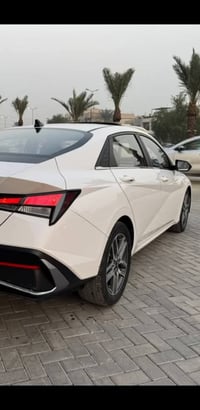 هونداي النترا 2024  خليجي مكفوله كفاله عامه ماشيه 17 الف  مواصفات  بصم...