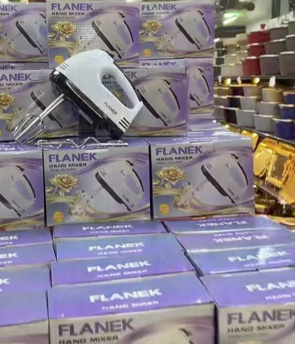 خفاقة كهربائية 
تحتوي على 7 سرعات مختلفة لتناسب أنواع الخلط المختلفة
قدرته الكهربائية تبلغ 300 واط


**إذا كنت صاحب هذا الإعلان وتريد حذفه لأي سبب، رجاءا أرسل رسالة إلى الدعم الفني**