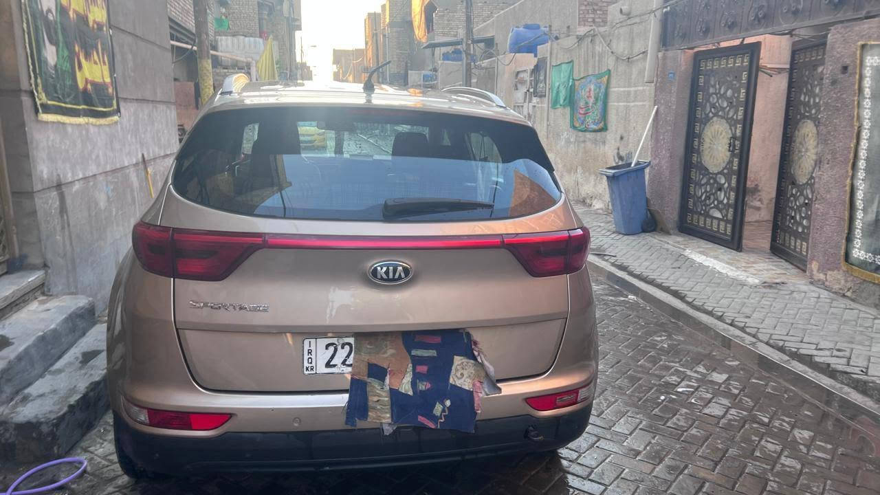 سبورتج موديل ٢٠١٧ مال جناي والله سياره جديده مكينه وكير مكفولات سياره بسمي عنوان بغداد مدينه الصدر رقم ***********/محتاج واريد ابيع بل عافيه الياخذها سعر ١٤٠ وبيها مجال واني خادم
