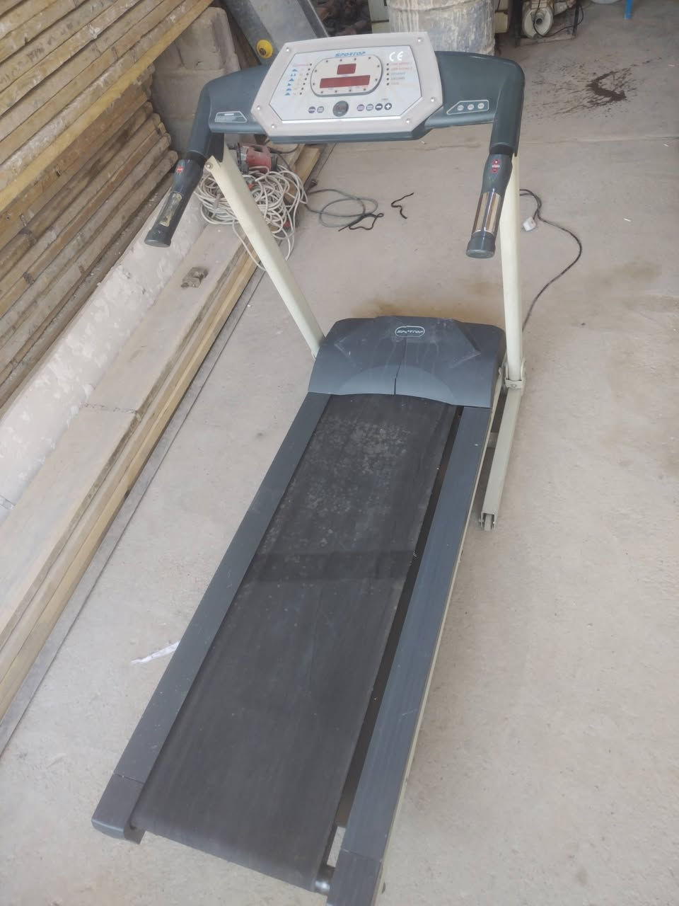 جهاز جري شغال يرادله قايش ب١٠٠ مكاني الزبير


**إذا كنت صاحب هذا الإعلان وتريد حذفه لأي سبب، رجاءا أرسل رسالة إلى الدعم الفني**