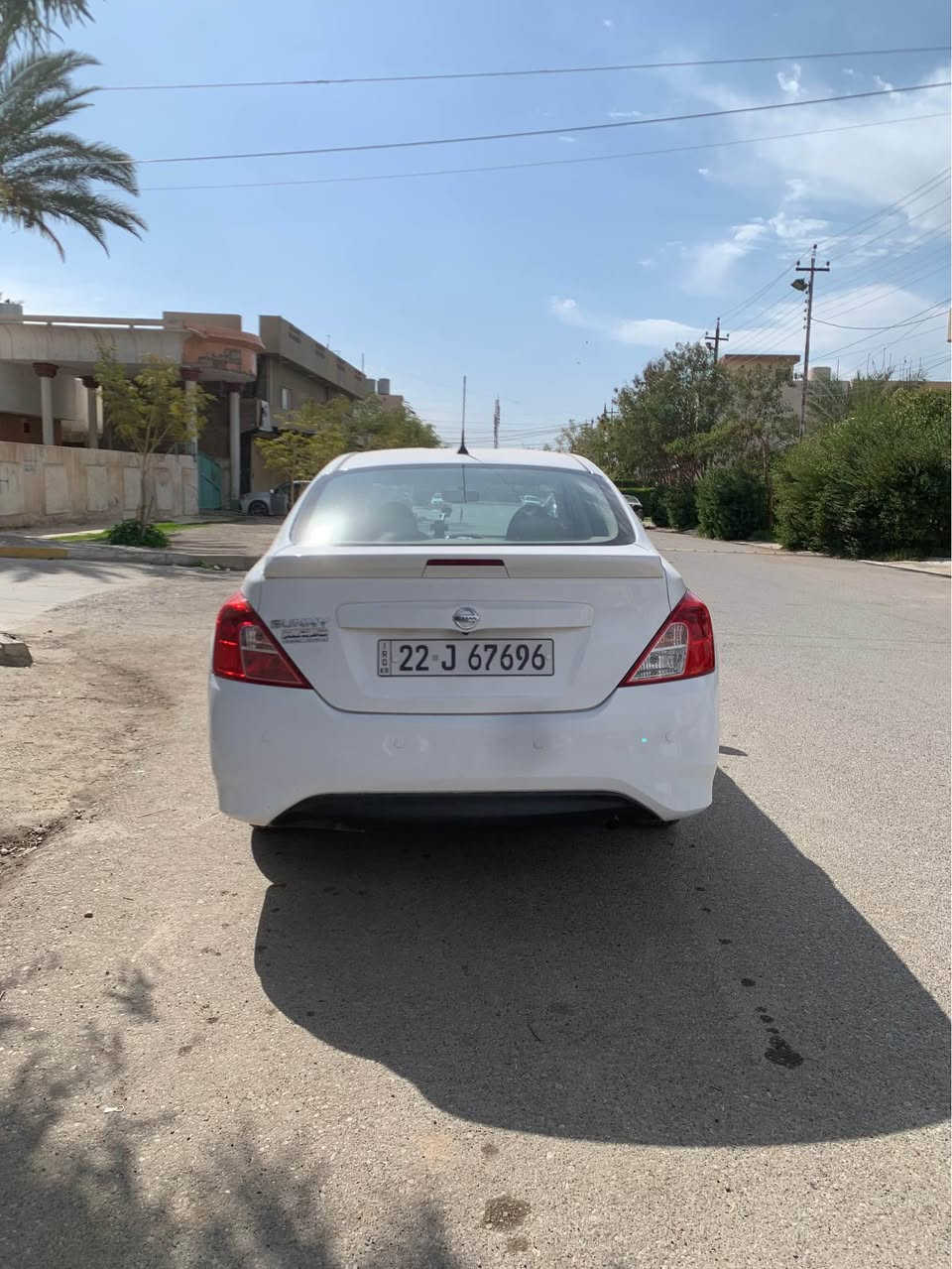 ***********
سلام عليكم نيسان صني للبيع 
موديل 2021 كلين كلين جديده
كامره داشكام شاشة ايبات 
سياره جديده اربع تايرات جديده 
كير ومحرك بشرط 
الفحص موجود بصور 
شرط الوكاله والتحويل 
السعر 124 وبيه مجال بسيط
الرقم *********** كركوك, العراق
