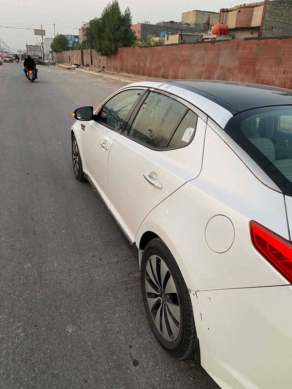 السلام عليكم للبيع كيا أوبتما خليجي موديل 2011 مكينه 2400 مكفوله كفاله عامه من ضربه وصبغ السعر 130 مكانه بغداد الاستفسار على الرقم ***********
