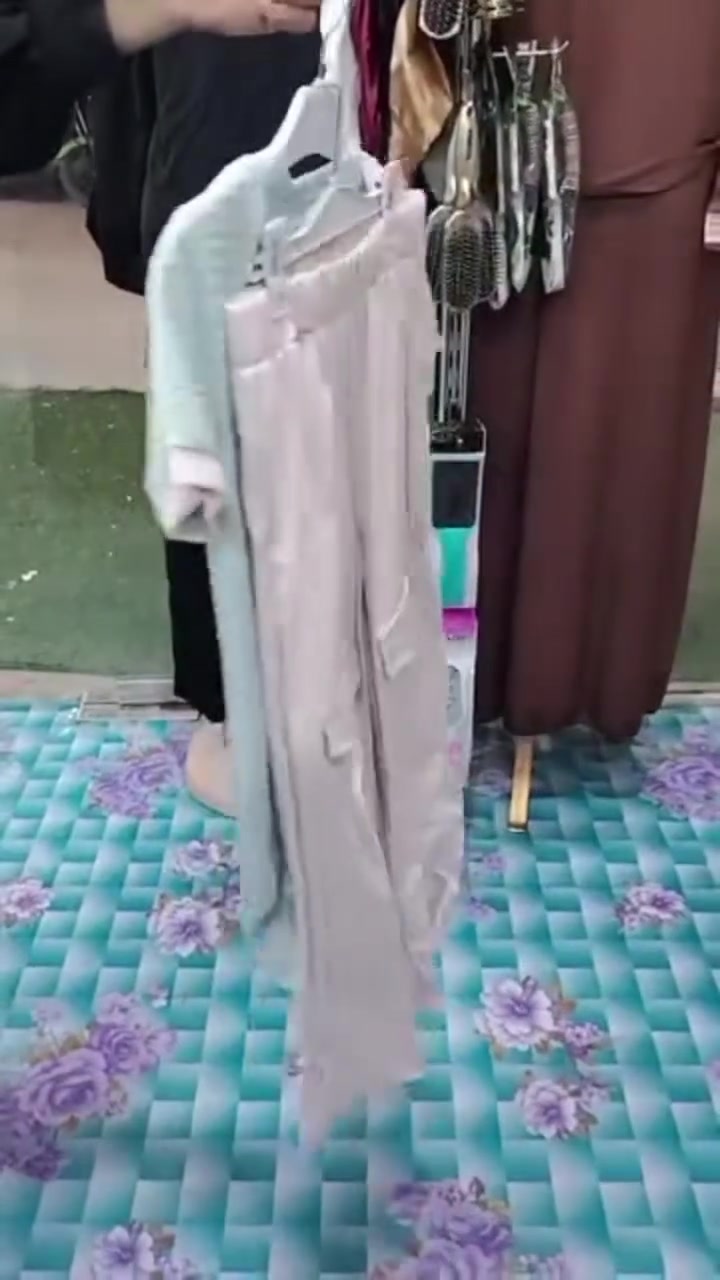 تراك بناتي سعر 8
العنوان بابل محاويل الصباغيه حي الحكيم الشارع العام 
يوجد توصيل لجميع المحافظات العراق


**إذا كنت صاحب هذا الإعلان وتريد حذفه لأي سبب، رجاءا أرسل رسالة إلى الدعم الفني**