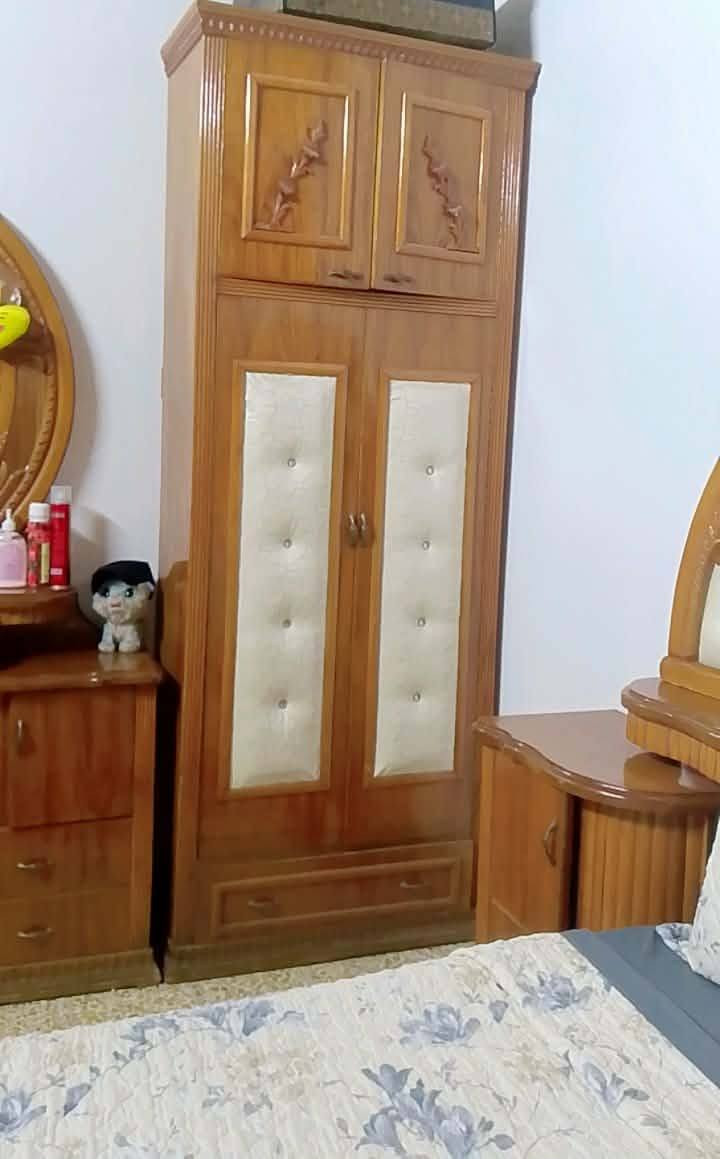 السلام عليكم غرفة نوم للبيع
مكانها موصل حي سومر
التواصل ***********
