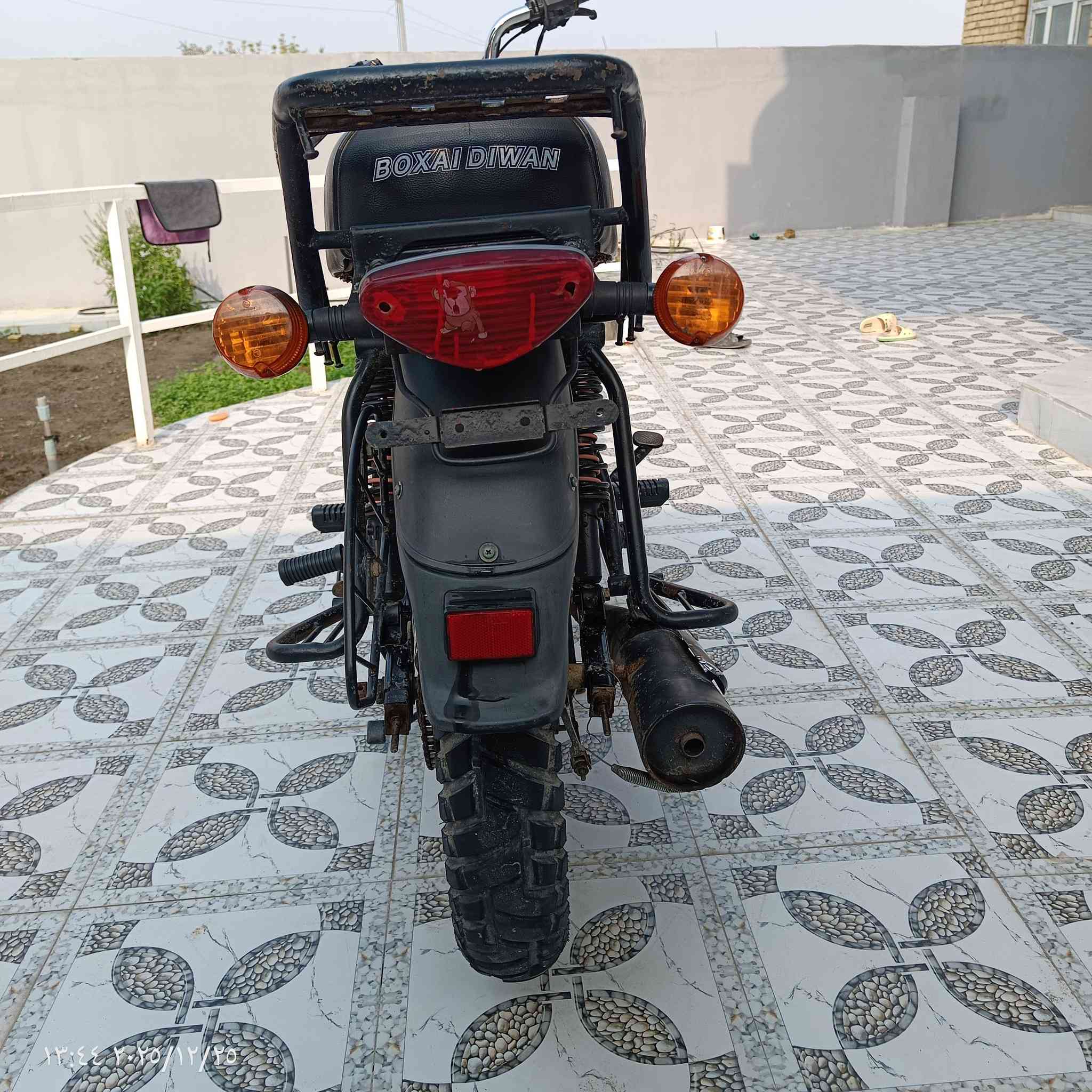 للبيع دراجه بوكسر مديل 21   اوراق اصولي العنوان واسط لأحرار المزاك لاستفسار عل رقم  الدراجه خير من الله مجفته قبل فتره لاستفسار عل رقم ‏‪***********‬‏/***********
