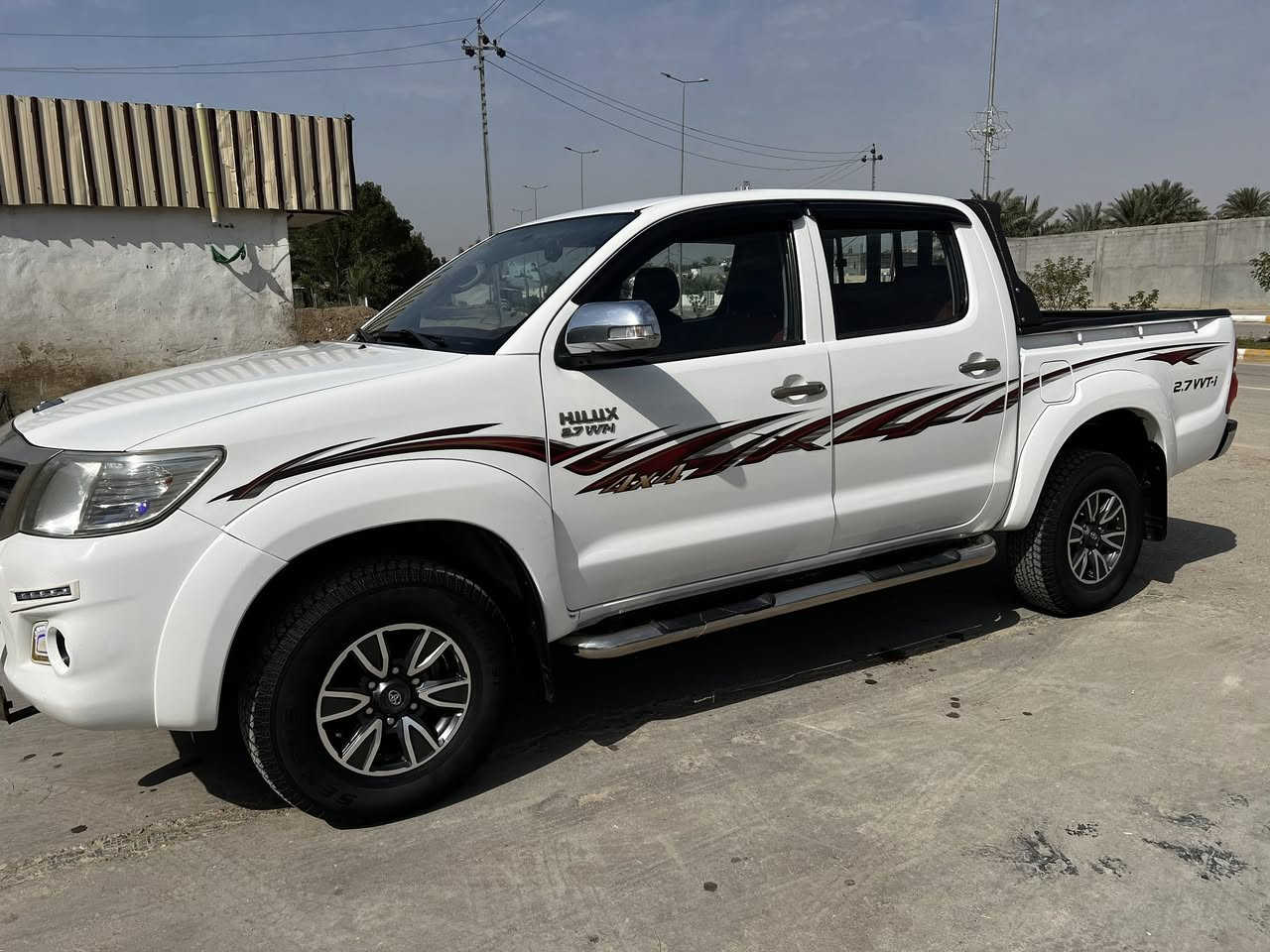 رقم واسط
مكفولة من الصبغ بيها فقط بارد صغير

كير محرك ماا مفتوح على وضع الشركه

تخم تاير.. صدر حدادية جديدة جاهزه بدون نقص

بيع فقط اعتذر عن المراوس والمده

الموقع واسط الزبيدية 

السعر ٢٢٨$ وبيها مجال بسيط

***********
